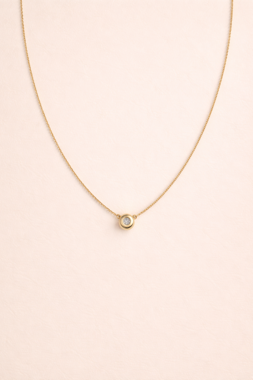 COLLAR PUNTO DE LUZ BAÑADO EN ORO 18K