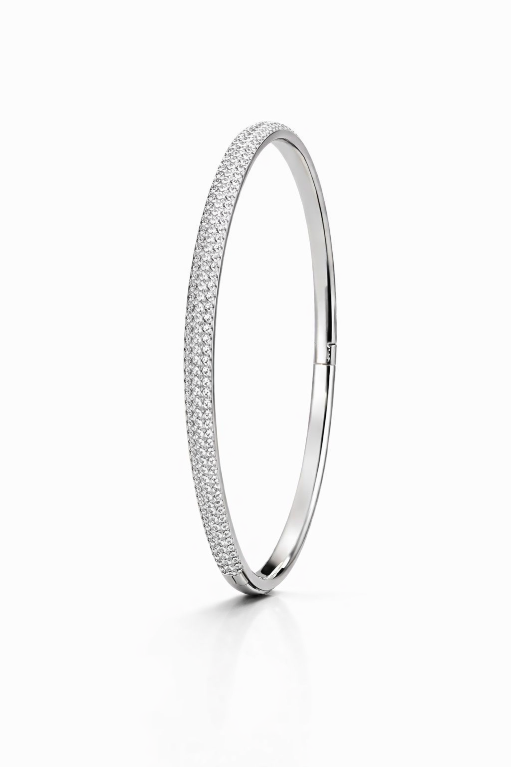 PULSERA RÍGIDA DE PLATA 925 CON BANDA DE CIRCONITAS BRILLANTES